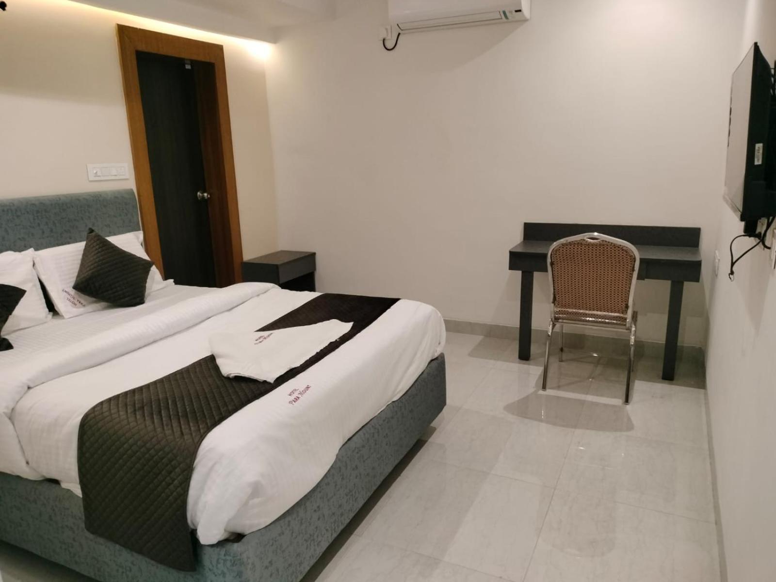 Hotel Paramount Visakhapatnam Ngoại thất bức ảnh