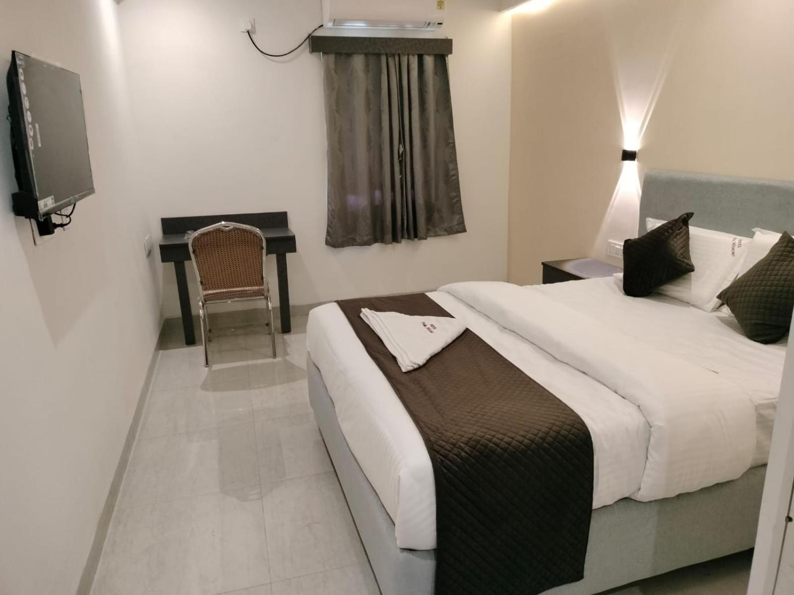 Hotel Paramount Visakhapatnam Ngoại thất bức ảnh