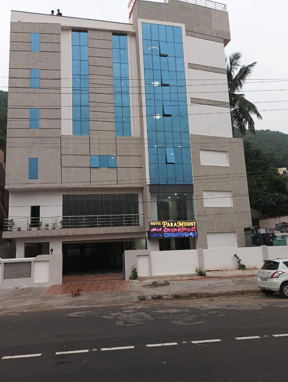 Hotel Paramount Visakhapatnam Ngoại thất bức ảnh